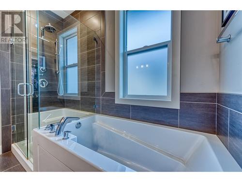 3579 Ranch Road, West Kelowna, BC - Indoor Photo Showing Bathroom