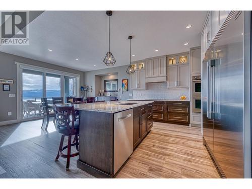 3579 Ranch Road, West Kelowna, BC - Indoor Photo Showing Kitchen With Upgraded Kitchen