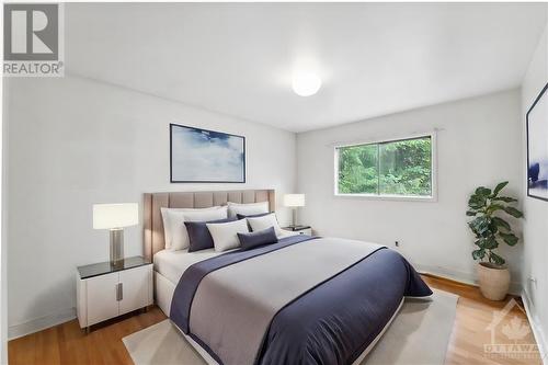 18 Wren Road, Ottawa, ON - Indoor Photo Showing Bedroom