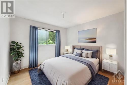 18 Wren Road, Ottawa, ON - Indoor Photo Showing Bedroom