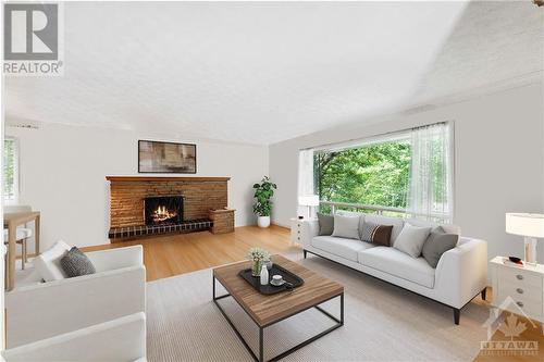 18 Wren Road, Ottawa, ON - Indoor Photo Showing Living Room With Fireplace