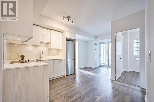 1212 - 195 Redpath Avenue, Toronto (Mount Pleasant West), ON - Indoor Photo Showing Kitchen