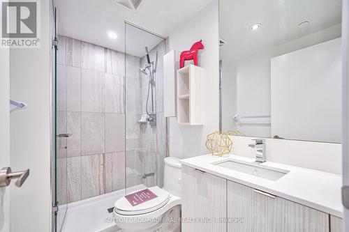 1212 - 195 Redpath Avenue, Toronto (Mount Pleasant West), ON - Indoor Photo Showing Bathroom