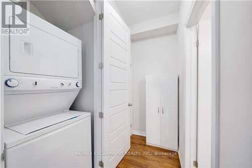 6 - 290 Barton Street W, Hamilton (Strathcona), ON - Indoor Photo Showing Laundry Room