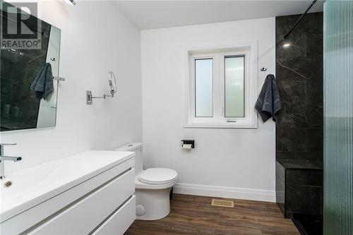 2342 Lasalle, Sudbury, ON - Indoor Photo Showing Bathroom