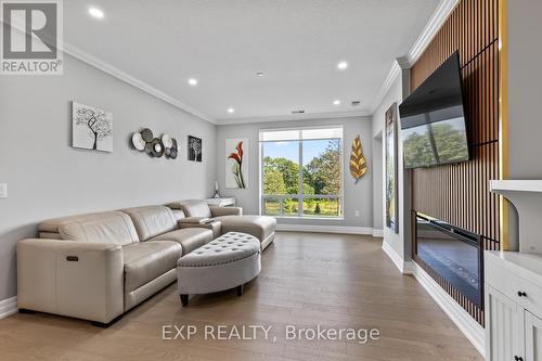 307 - 480 Callaway Road, London, ON - Indoor Photo Showing Living Room