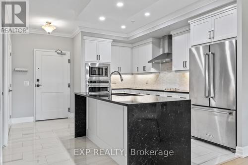 307 - 480 Callaway Road, London, ON - Indoor Photo Showing Kitchen With Upgraded Kitchen