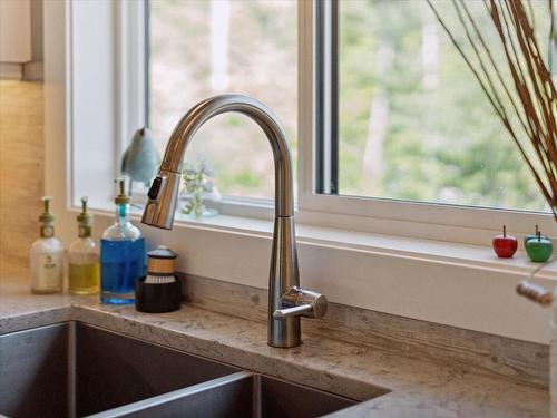 2526 Silver King Road, Nelson, BC - Indoor Photo Showing Kitchen With Double Sink