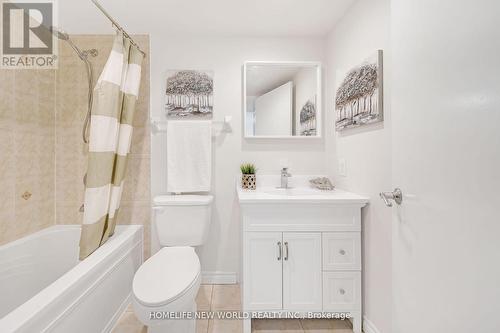 1106 - 410 Queens Quay W, Toronto (Waterfront Communities), ON - Indoor Photo Showing Bathroom