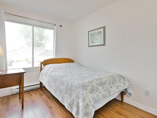 Bedroom - 102-1366 Rue Jordi-Bonet, Notre-Dame-De-L'Île-Perrot, QC 