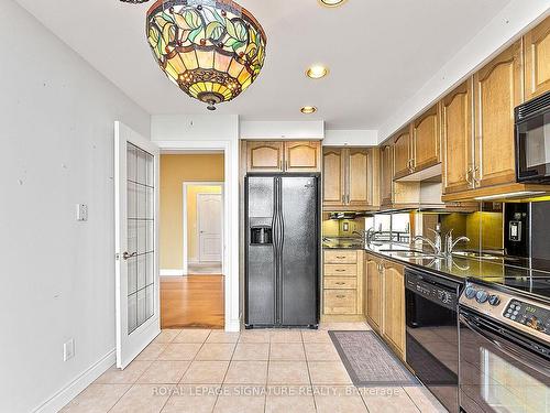 1506-1101 Leslie St, Toronto, ON - Indoor Photo Showing Kitchen With Double Sink