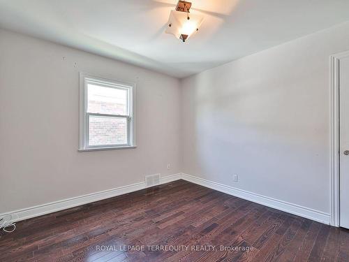 13 Bardwell Cres, Toronto, ON - Indoor Photo Showing Other Room