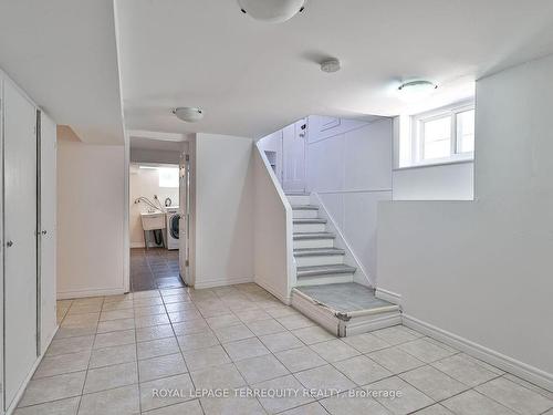 13 Bardwell Cres, Toronto, ON - Indoor Photo Showing Other Room