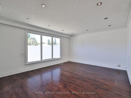 13 Bardwell Cres, Toronto, ON - Indoor Photo Showing Other Room