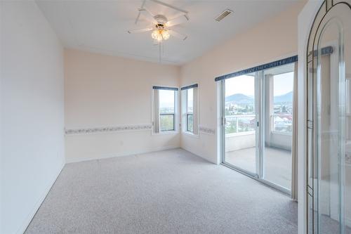 804-2245 Atkinson Street, Penticton, BC - Indoor Photo Showing Other Room