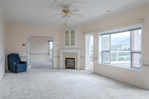 804-2245 Atkinson Street, Penticton, BC - Indoor With Fireplace