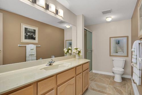 100-2477 Ingram Road, West Kelowna, BC - Indoor Photo Showing Bathroom