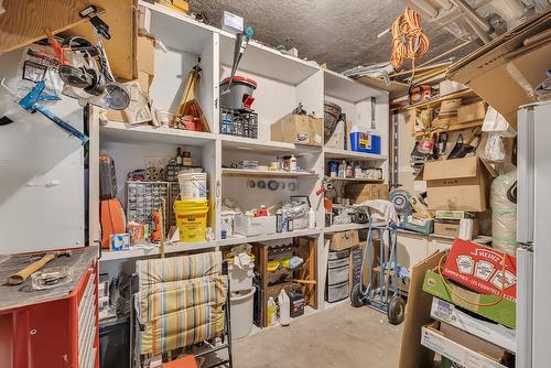 100-2477 Ingram Road, West Kelowna, BC - Indoor With Storage