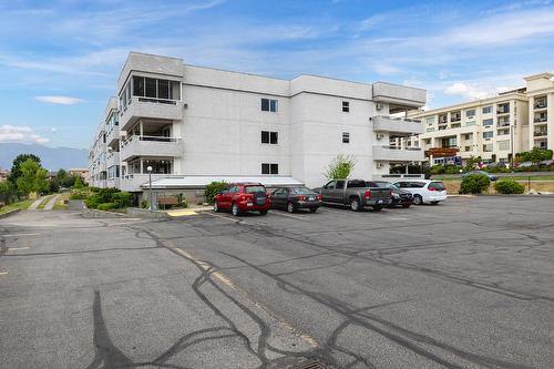 100-2477 Ingram Road, West Kelowna, BC - Outdoor With Facade