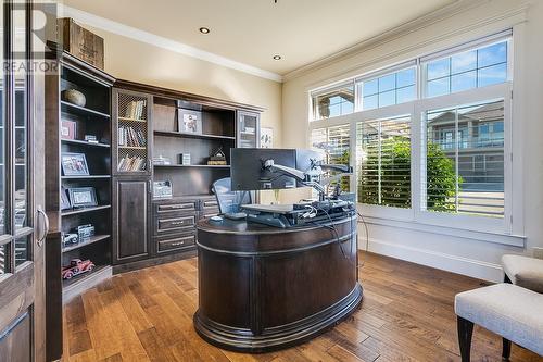 734 Kuipers Crescent, Kelowna, BC - Indoor Photo Showing Office