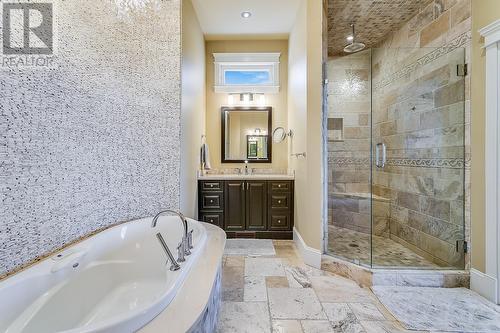 734 Kuipers Crescent, Kelowna, BC - Indoor Photo Showing Bathroom