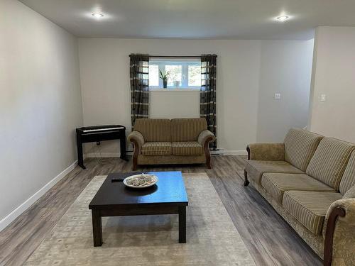 Family room - 14 Allée Dominic, Les Îles-De-La-Madeleine, QC - Indoor Photo Showing Living Room