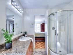 Ensuite bathroom - 