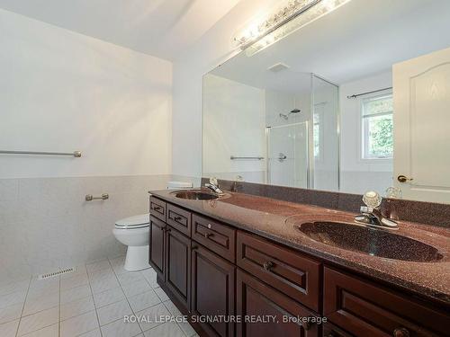 60-5480 Glen Erin Dr, Mississauga, ON - Indoor Photo Showing Bathroom