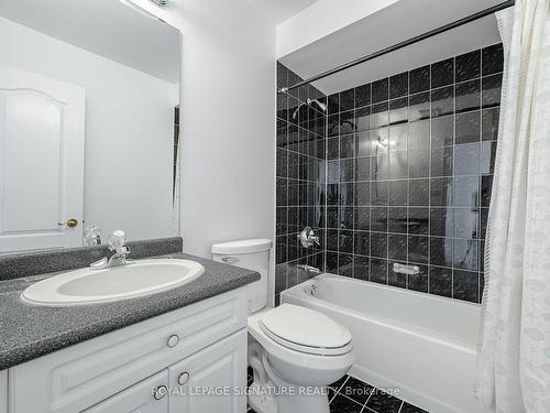 60-5480 Glen Erin Dr, Mississauga, ON - Indoor Photo Showing Bathroom