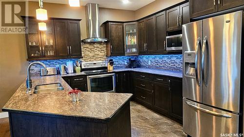 512 16Th Avenue, Humboldt, SK - Indoor Photo Showing Kitchen With Double Sink With Upgraded Kitchen