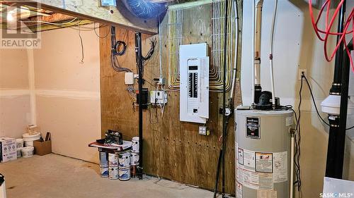 512 16Th Avenue, Humboldt, SK - Indoor Photo Showing Basement