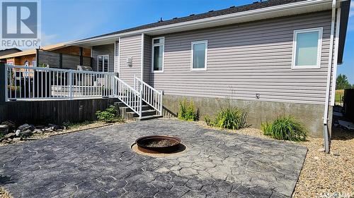 512 16Th Avenue, Humboldt, SK - Outdoor With Deck Patio Veranda