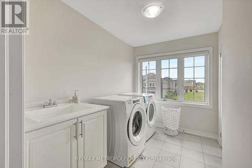 15 Douglas Kemp Crescent, Clarington (Bowmanville), ON - Indoor Photo Showing Laundry Room