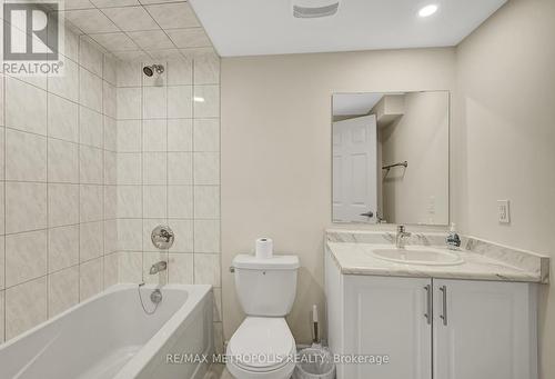 15 Douglas Kemp Crescent, Clarington (Bowmanville), ON - Indoor Photo Showing Bathroom