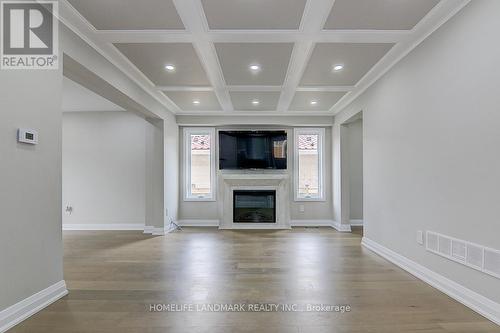 20 Heggie Road, Brampton (Madoc), ON - Indoor Photo Showing Living Room With Fireplace