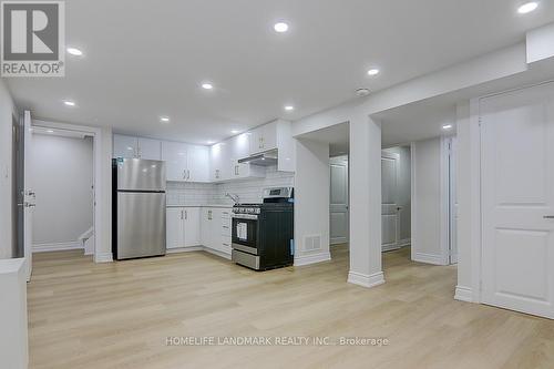 20 Heggie Road, Brampton (Madoc), ON - Indoor Photo Showing Kitchen