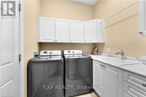 43 - 3232 Montrose Road, Niagara Falls, ON - Indoor Photo Showing Laundry Room