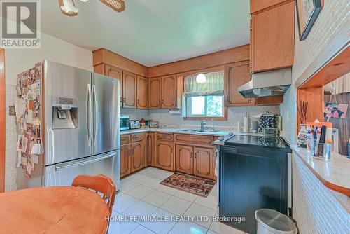 5183 First Line, Erin, ON - Indoor Photo Showing Kitchen With Double Sink