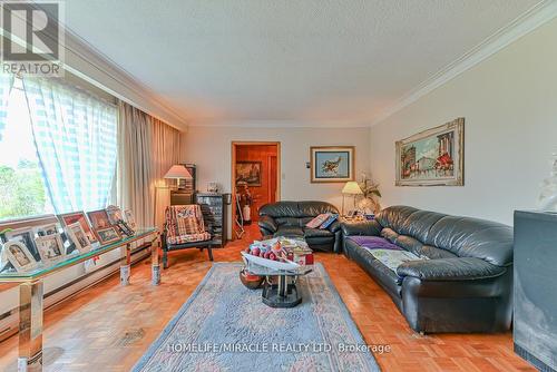 5183 First Line, Erin, ON - Indoor Photo Showing Living Room