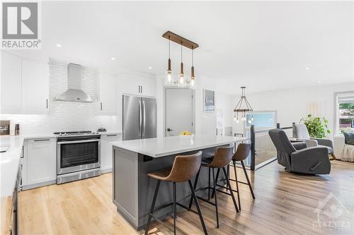 336 Limoges Road, Limoges, ON - Indoor Photo Showing Kitchen With Upgraded Kitchen