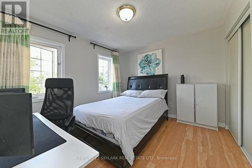 5640 Rosaline Road, Burlington (Orchard), ON - Indoor Photo Showing Bedroom