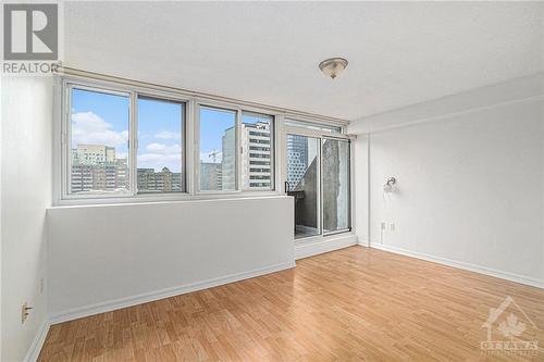 500 Laurier Avenue Unit#903, Ottawa, ON - Indoor Photo Showing Other Room