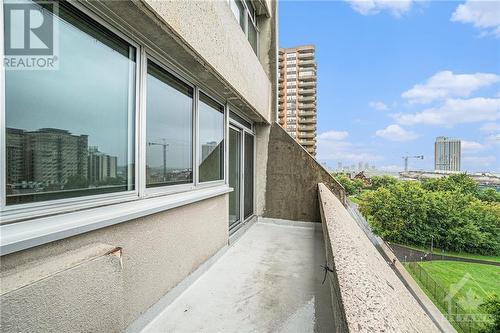 500 Laurier Avenue Unit#903, Ottawa, ON - Outdoor