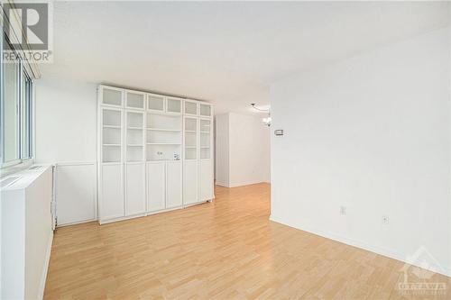 500 Laurier Avenue Unit#903, Ottawa, ON - Indoor Photo Showing Other Room