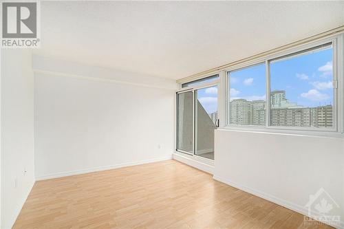 500 Laurier Avenue Unit#903, Ottawa, ON - Indoor Photo Showing Other Room