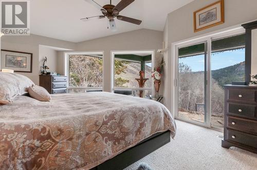 109 Uplands Drive, Kaleden, BC - Indoor Photo Showing Bedroom