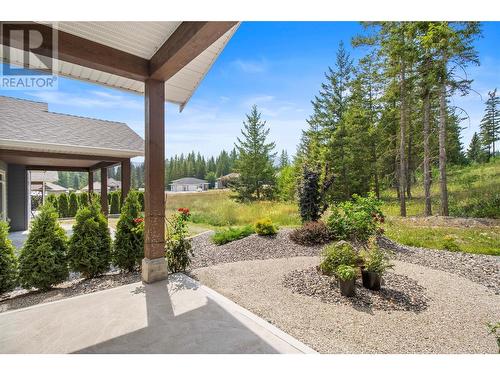 2715 Golf Course Drive Unit# 26, Blind Bay, BC - Outdoor