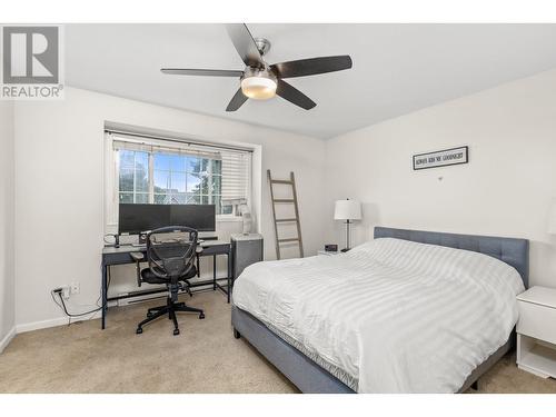 160 Celano Crescent Unit# 106, Kelowna, BC - Indoor Photo Showing Bedroom