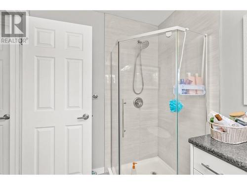 160 Celano Crescent Unit# 106, Kelowna, BC - Indoor Photo Showing Bathroom