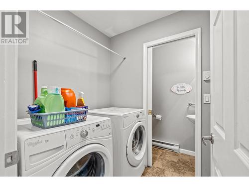 160 Celano Crescent Unit# 106, Kelowna, BC - Indoor Photo Showing Laundry Room